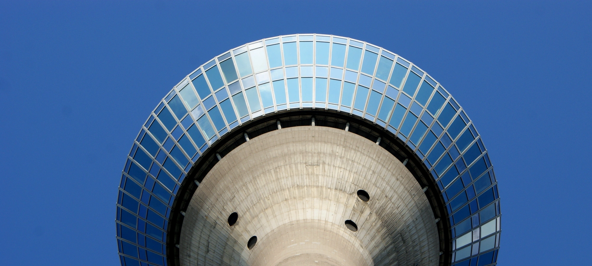 kiener-immobilien-wohnhaus-mietimmobilie-neuss Kiener Immobilien – Symbolbild für Vermietung und Mietimmobilien.